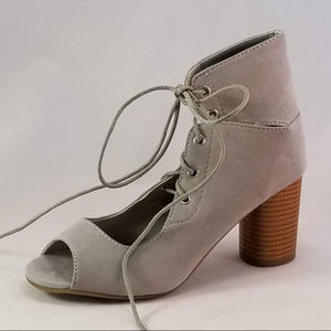 Qupid Women's Cylinder-03 Ankle Bootie Grey 6.5